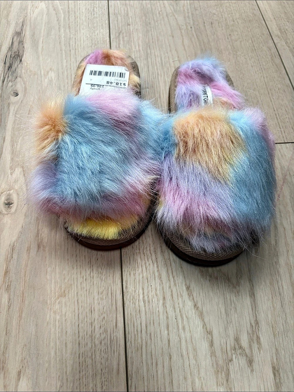 Minnetonka Faux Fur Slippers in Blue & Pink US 6 NWT